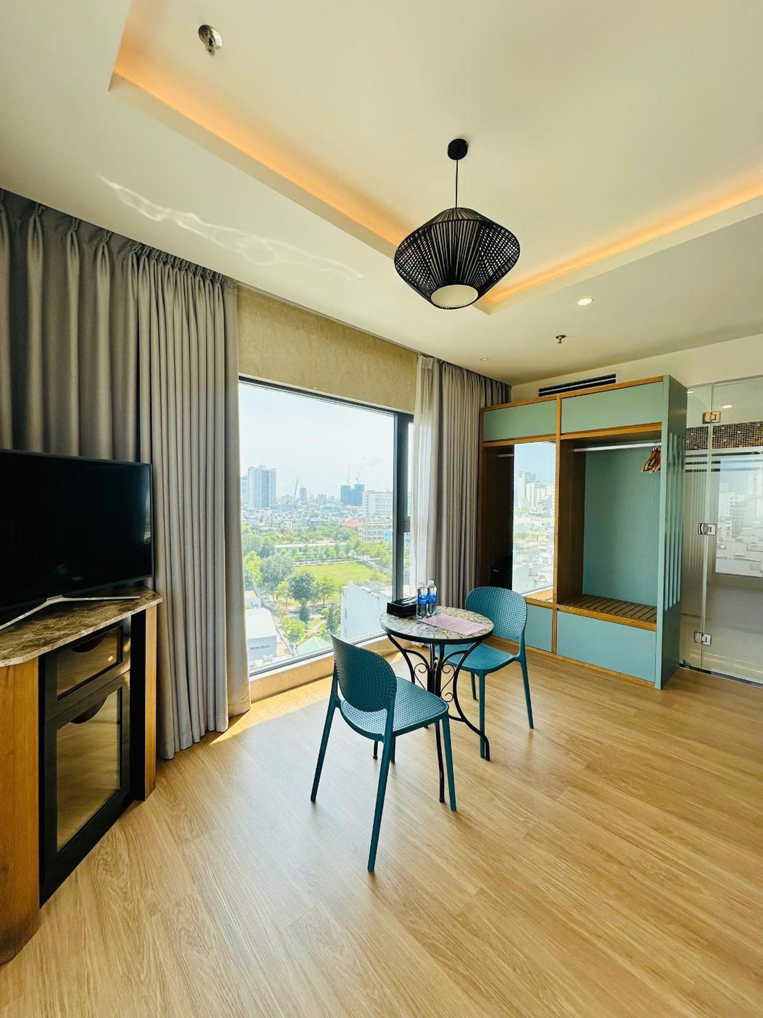 NAM Hotel&Residences Da Nang Exterior foto